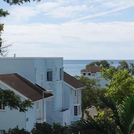 Point Village Studio Negril Bagian luar foto