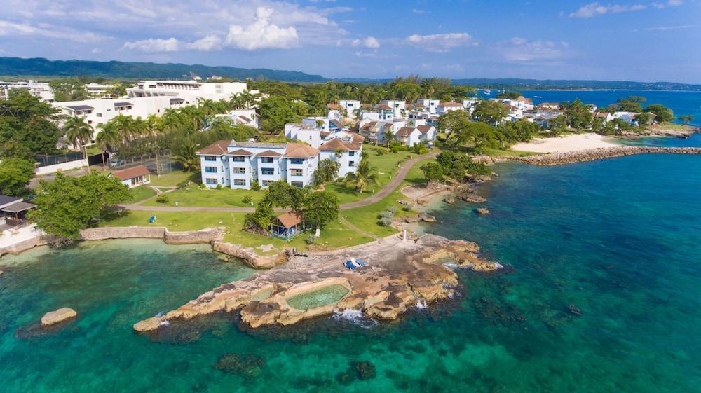 Point Village Studio Negril Bagian luar foto