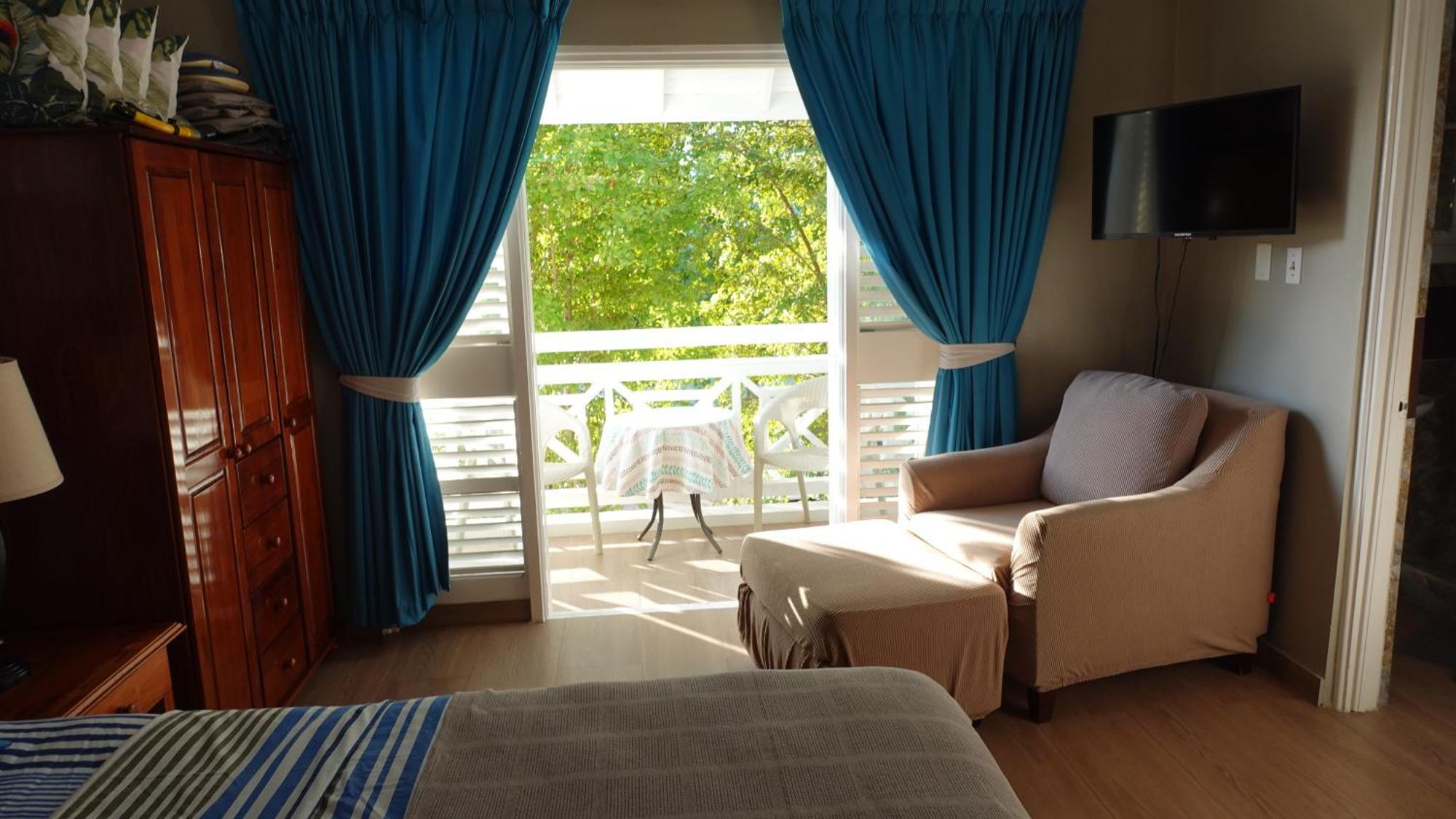 Point Village Studio Negril Bagian luar foto