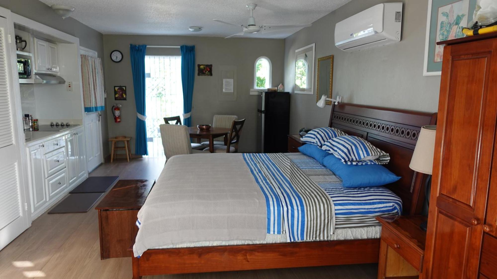 Point Village Studio Negril Bagian luar foto