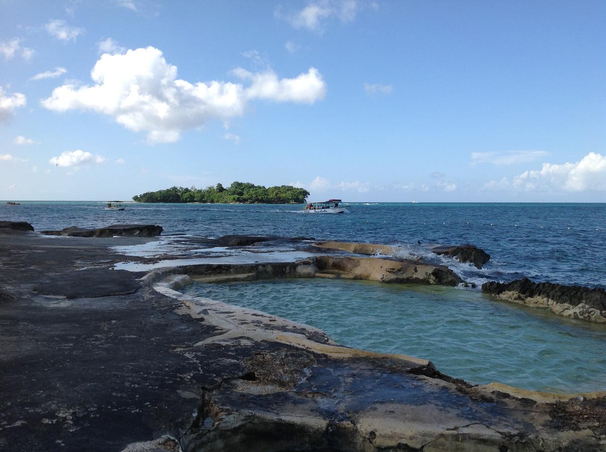 Point Village Studio Negril Bagian luar foto